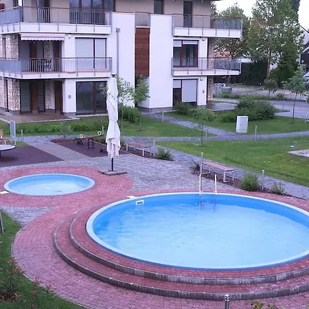 Reflex Apartment