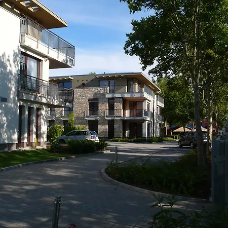 Reflex Apartment *
